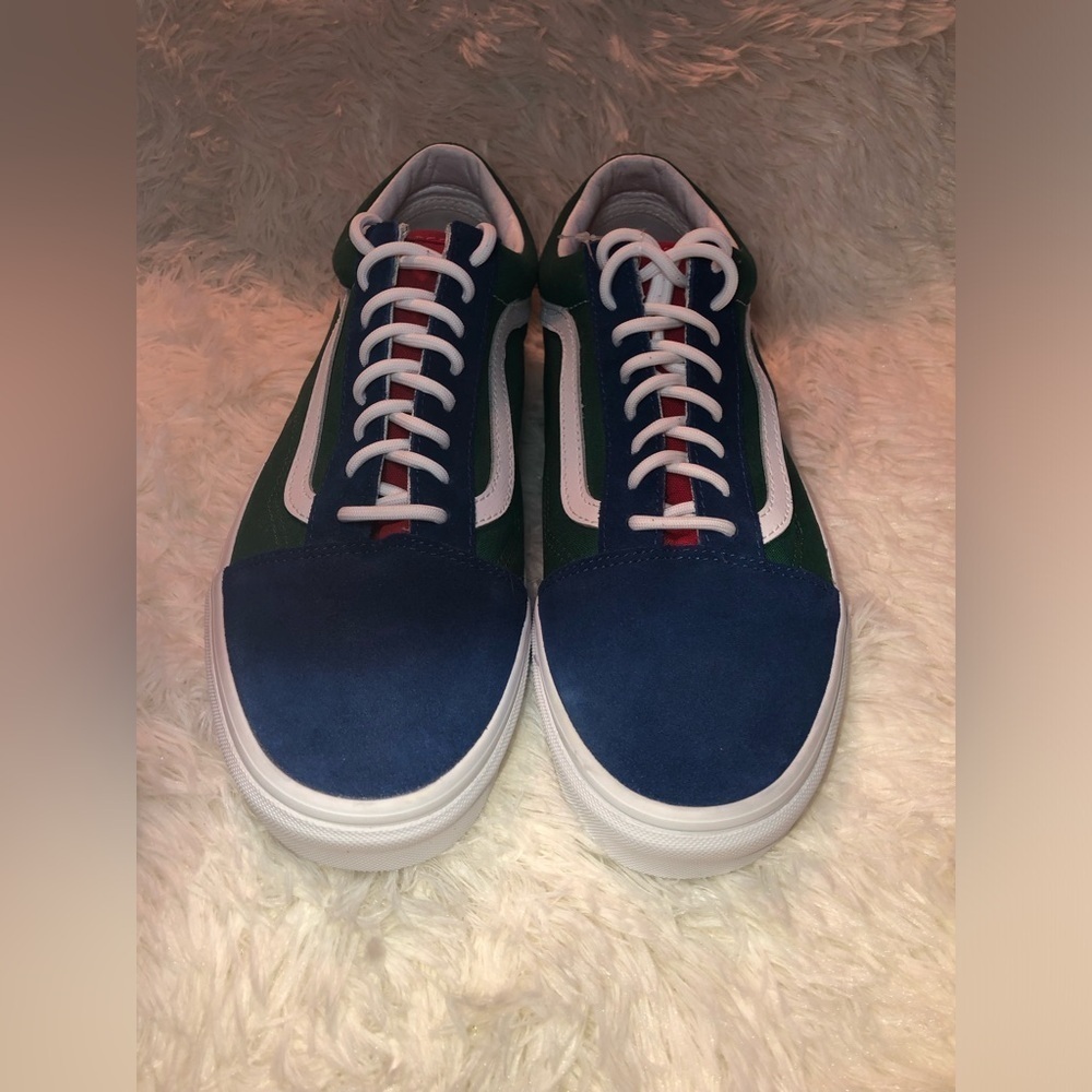 Vans Men's Blue Green Yellow and Red Sneakers Men’s size 10.5 NWOT - Picture 3 of 16